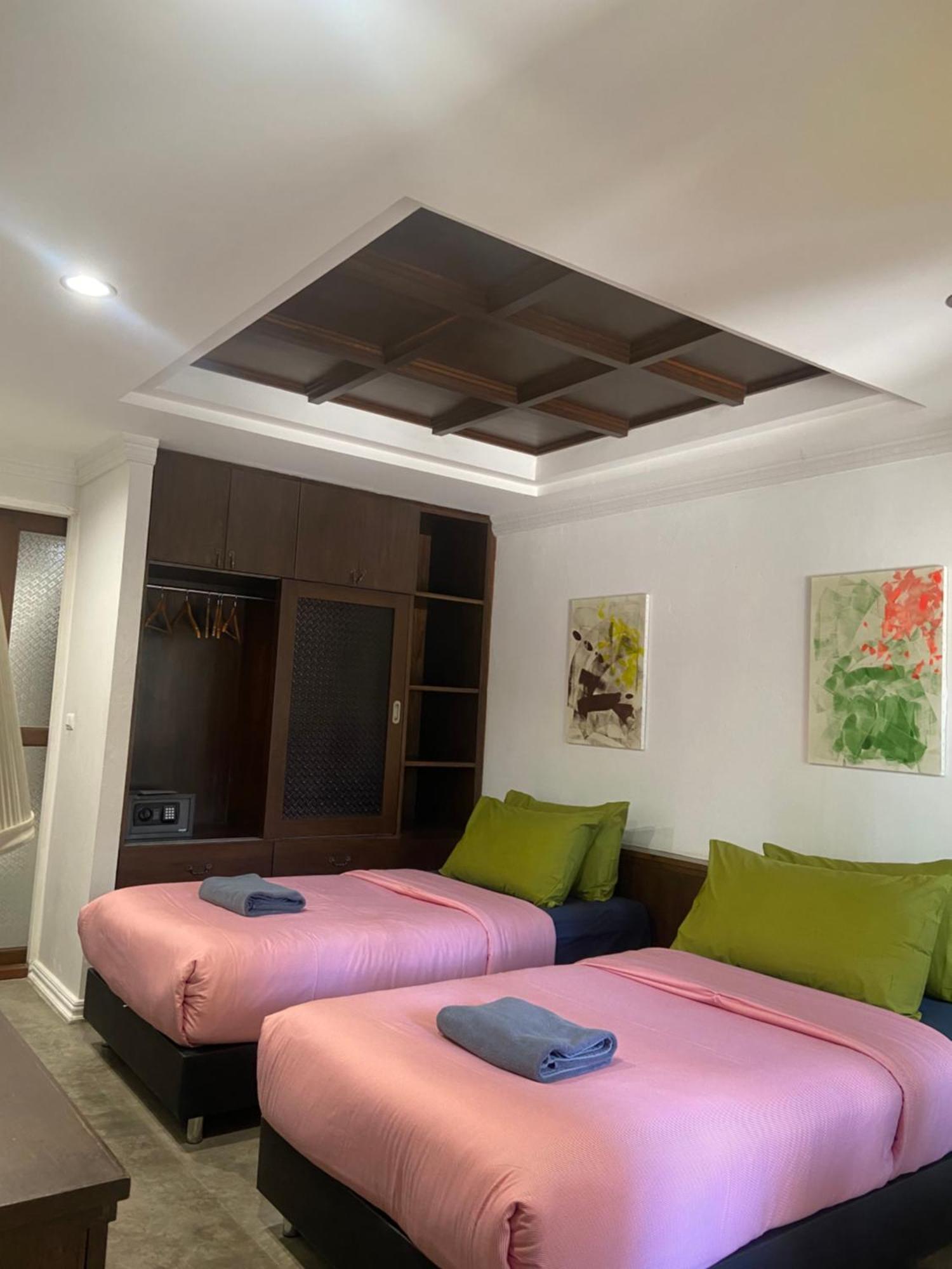 The Yard Hostel Chiang Mai Esterno foto